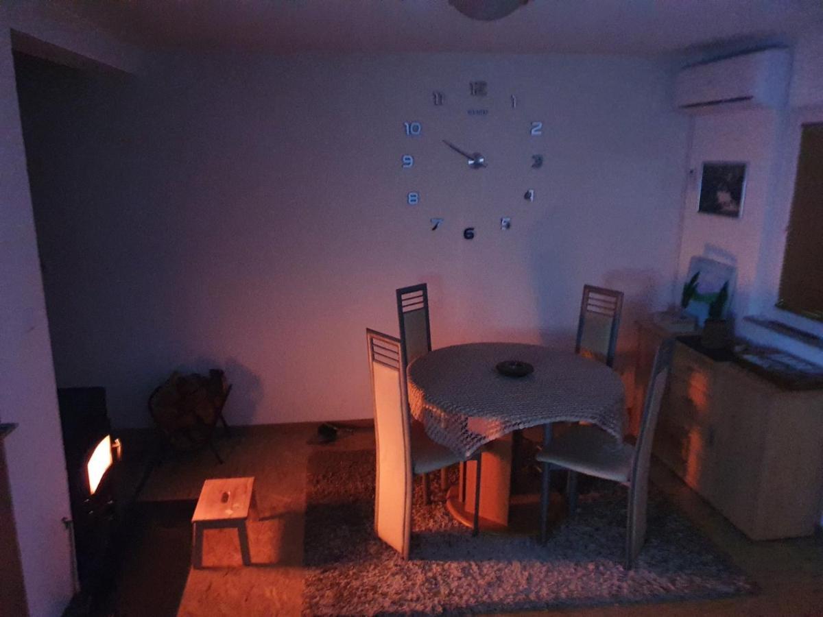 House Apartment Azra SJJ Esterno foto